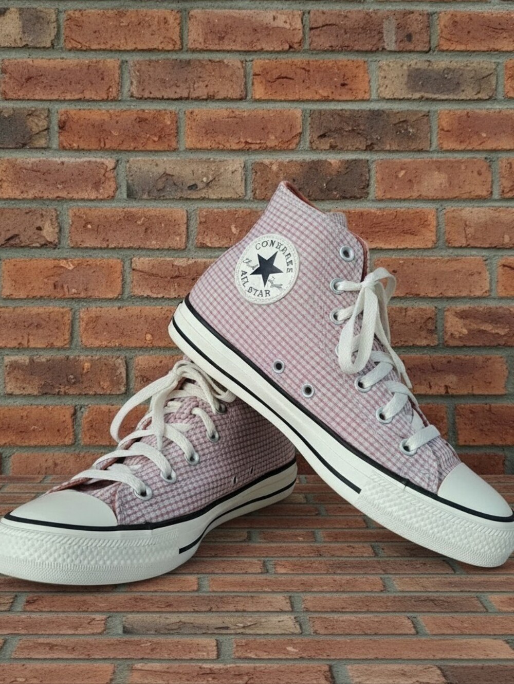 Converse Classic High-Top Pink Checkard Sneakers Women Sz 8 Gingham All Star